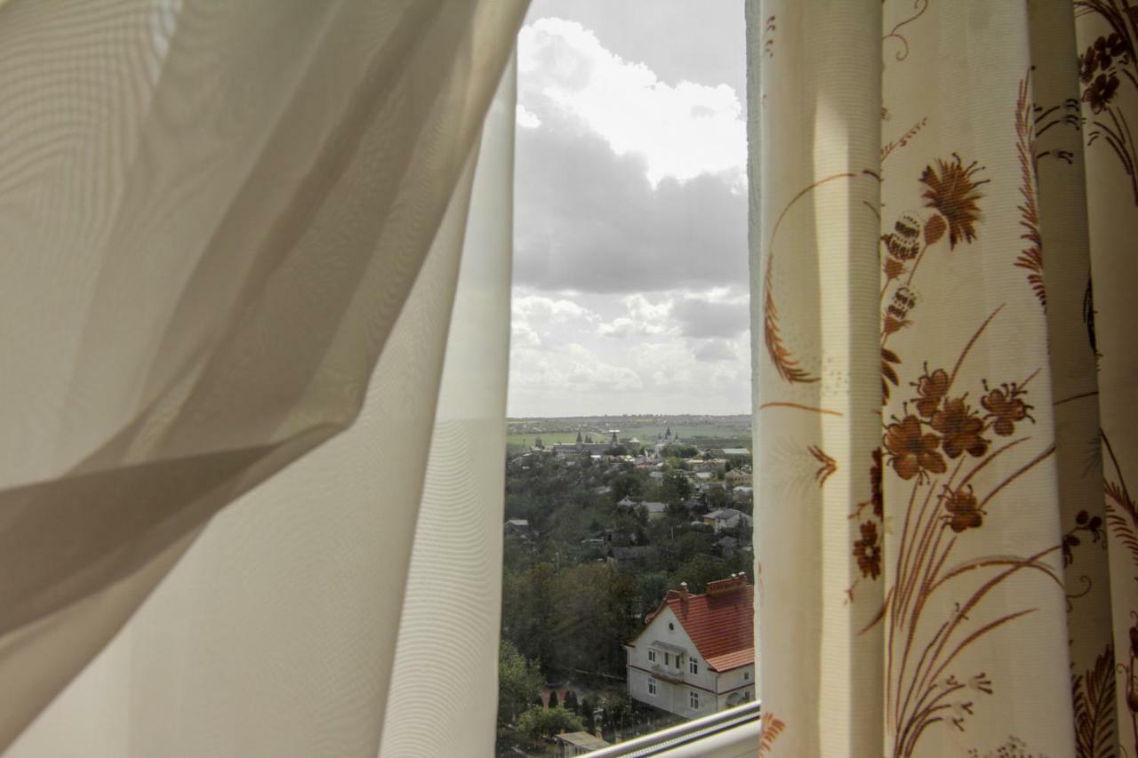 Rooms With Fortetsya View 2 Kamjanez-Podilskyj Exterior foto